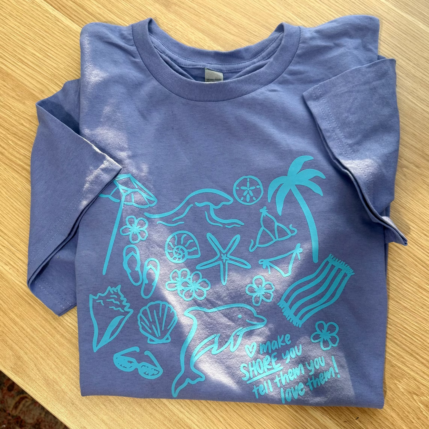 'Shore Love' periwinkle tee