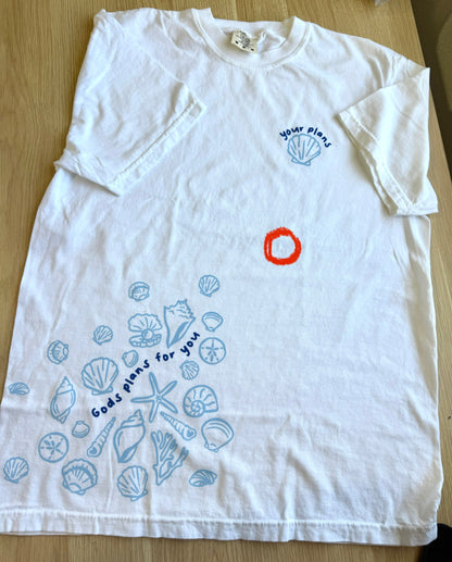 OOPSIES: God's Plans tee - M